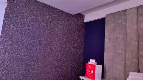 Snapshot of giselamaru chatting on November 14, 2025, 10:03 am online show from November 14, 2025, 10:03 am