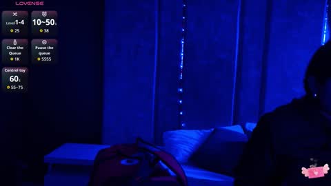 Snapshot of giselamaru chatting on November 28, 2025, 10:07 am online show from November 28, 2025, 10:07 am