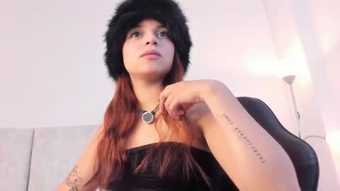 Giselle  online show from January 15, 2026, 10:02 pm