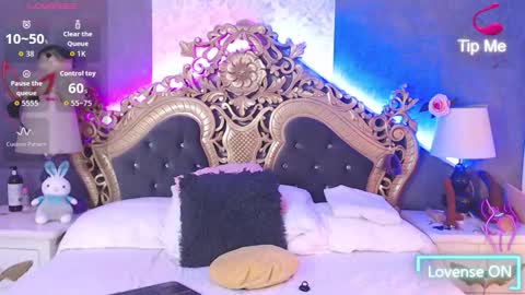 GiselleNoah online show from October 22, 2025, 7:35 pm