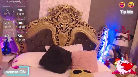 GiselleNoah online show from January 6, 2026, 1:37 pm