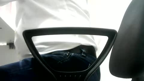 Snapshot of gitano691 chatting on December 18, 2025, 11:49 am gitano691 online show from December 18, 2025, 11:49 am