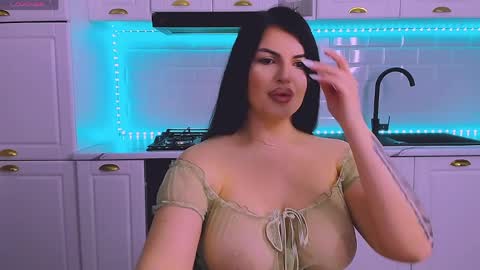 Giulia online show from March 31, 2026, 9:04 pm