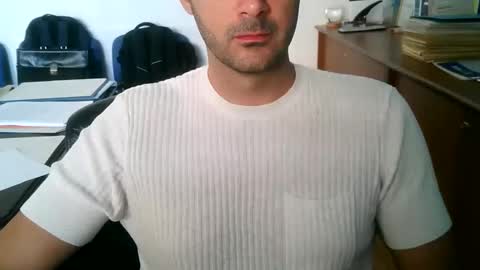 giuseppevai1 online show from September 21, 2025, 9:00 am