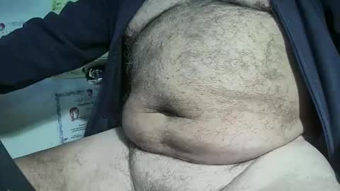 giutomma930394 online show from March 17, 2026, 6:44 pm