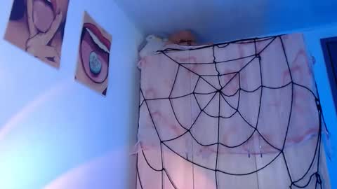 Snapshot of give_me_orgasms chatting on October 11, 2025, 2:44 am Nice to meet you my name is Heyli  online show from October 11, 2025, 2:44 am