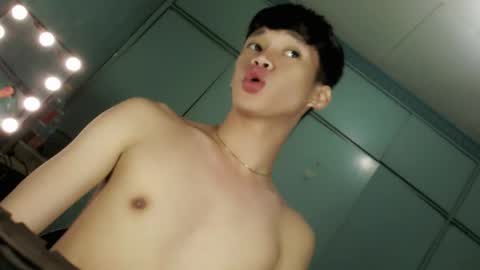 givemethrillx online show from April 6, 2026, 2:31 am