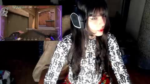 Snapshot of givenom chatting on October 24, 2025, 9:33 pm dirtyvenom online show from October 24, 2025, 9:33 pm