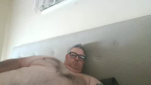 Snapshot of gixxer06 chatting on April 28, 2026, 9:42 pm bi Gixxer online show from April 28, 2026, 9:42 pm
