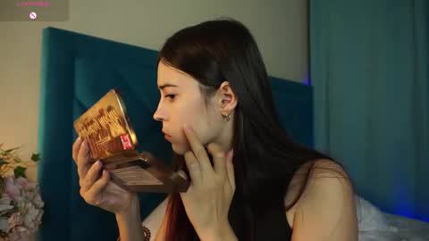 Agness online show from October 19, 2025, 1:34 pm