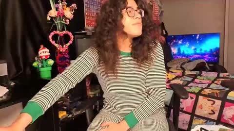 glaceon9 online show from February 27, 2025, 7:58 pm