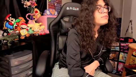 glaceon9 online show from November 4, 2025, 5:12 pm