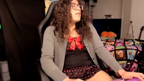 glaceon9 online show from December 1, 2025, 10:26 pm