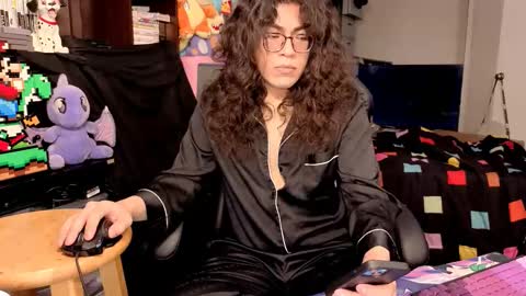 glaceon9 online show from December 22, 2025, 12:51 am