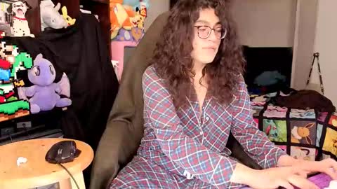 glaceon9 online show from January 9, 2026, 8:06 am