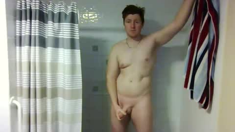 gladi_ online show from April 23, 2026, 1:24 pm