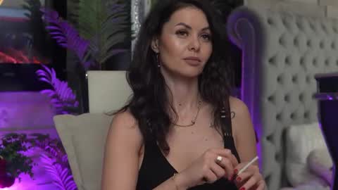 CharmingMom online show from January 7, 2026, 4:26 am