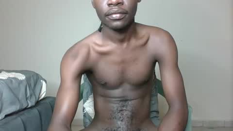 Snapshot of glane_ chatting on February 3, 2025, 5:29 am James online show from February 3, 2025, 5:29 am