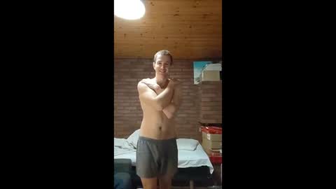 Snapshot of glebc chatting on February 16, 2026, 10:06 pm glebc online show from February 16, 2026, 10:06 pm