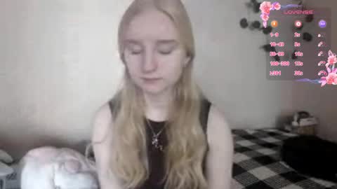 Laura online show from May 8, 2026, 7:46 am