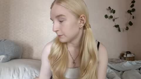 Laura online show from May 19, 2026, 7:04 am