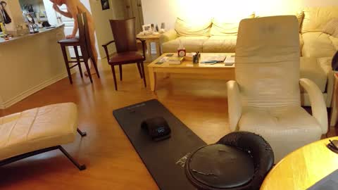 glennbitch online show from February 9, 2026, 4:38 am