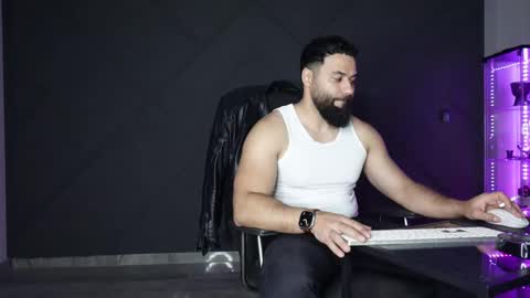 Matthew .. for short call me Matt online show from April 20, 2026, 7:04 pm