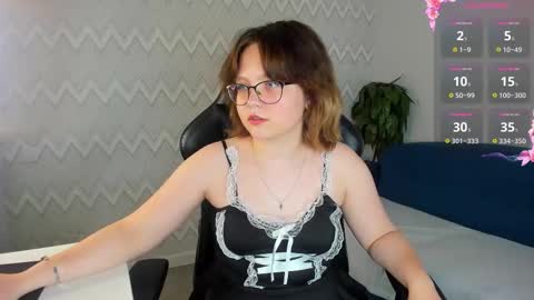glimmer_goddesss online show from September 28, 2025, 8:31 am