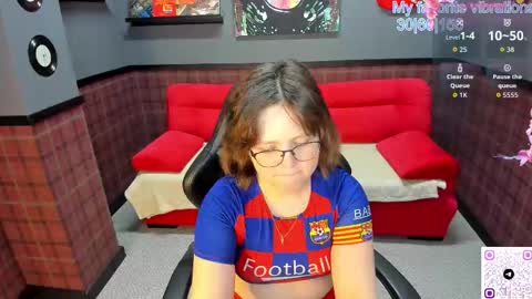glimmer_goddesss online show from October 2, 2025, 1:34 am