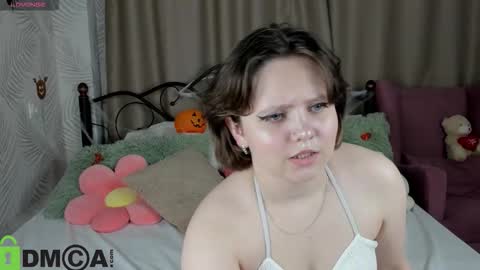 glimmer_goddesss online show from October 30, 2025, 9:33 am