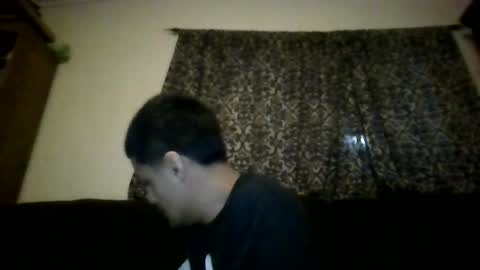 Snapshot of glly444 chatting on April 24, 2026, 10:39 am glly444 online show from April 24, 2026, 10:39 am