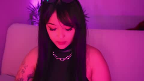 Mimi online show from March 28, 2026, 8:19 pm