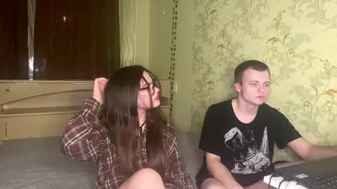 Emmy and Maks online show from March 6, 2026, 1:18 pm