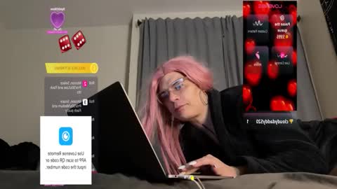 Glow Goddess online show from November 12, 2025, 5:52 am