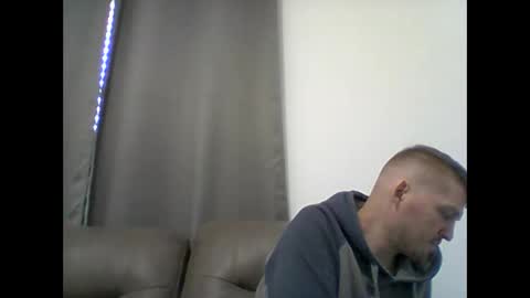 gmonay1331 online show from February 3, 2025, 11:05 pm