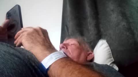 Snapshot of gmony2491 chatting on April 14, 2026, 1:22 am gmony2491 online show from April 14, 2026, 1:22 am