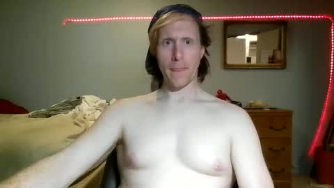Snapshot of gnger31foru chatting on June 8, 2026, 3:07 am Steven Meadow online show from June 8, 2026, 3:07 am