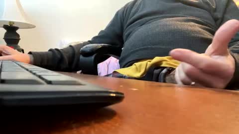 gngnxxx online show from December 18, 2025, 1:50 pm