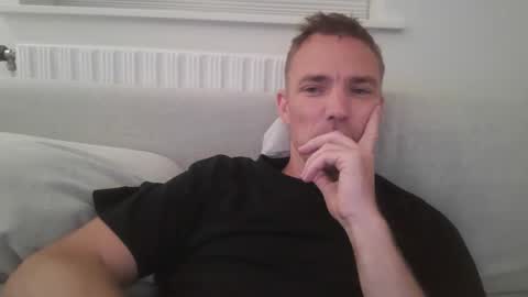 Gnusmas4you online show from October 11, 2025, 10:52 pm