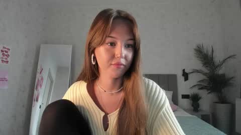 Lina online show from October 9, 2025, 2:09 am