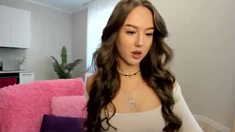 Snapshot of go0d_grl chatting on February 21, 2026, 8:37 am Lina online show from February 21, 2026, 8:37 am