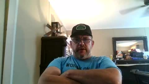 IDKIDCIDGAF online show from October 6, 2025, 7:55 pm