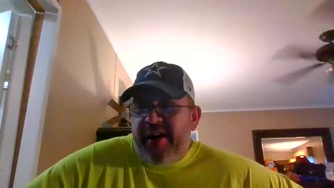 IDKIDCIDGAF online show from October 7, 2025, 6:16 pm