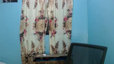 goddesrealcum online show from December 4, 2025, 1:53 pm