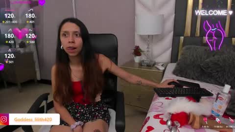 Snapshot of goddess__lilith_ chatting on February 19, 2025, 6:11 am Lilith online show from February 19, 2025, 6:11 am