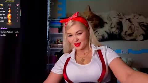 Mrs. Isabella online show from April 19, 2026, 2:55 am