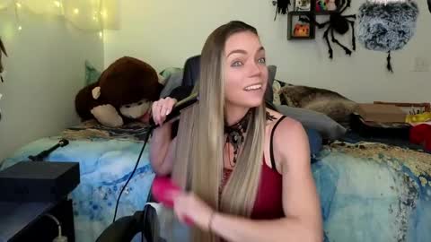 Patricia Mars           Goddess of Mars twitter thegoddessmindy online show from February 18, 2025, 3:43 pm