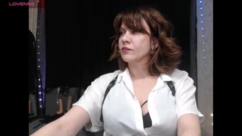 Snapshot of goddess_orsa chatting on February 3, 2025, 3:49 pm Orsa online show from February 3, 2025, 3:49 pm