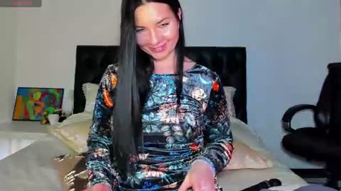 Katrin online show from June 12, 2026, 12:42 am