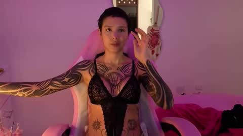 Snapshot of goddess_vee_ chatting on January 10, 2026, 3:03 pm vee online show from January 10, 2026, 3:03 pm